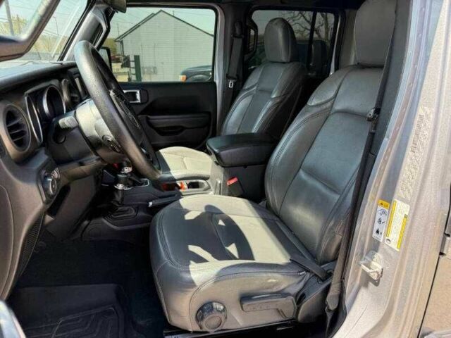 Джип Вранглер 2018 в Львове на Automoto.ua Серый Джип Вранглер, объемом двигателя 3.6 л и пробегом 97 тыс. км за 8500 $, фото 8 на Automoto.ua