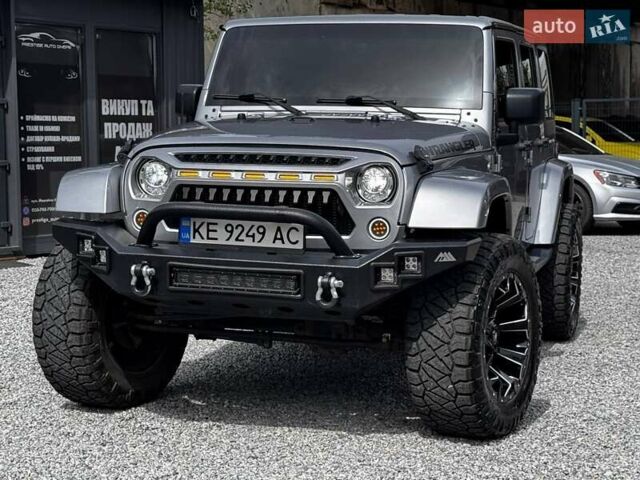 Сірий Джип Wrangler, об'ємом двигуна 3.6 л та пробігом 140 тис. км за 29999 $, фото 1 на Automoto.ua