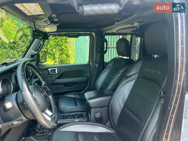 Сірий Джип Wrangler, об'ємом двигуна 3.6 л та пробігом 37 тис. км за 33500 $, фото 8 на Automoto.ua