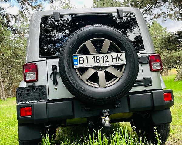 Сірий Джип Wrangler, об'ємом двигуна 3.6 л та пробігом 65 тис. км за 39000 $, фото 22 на Automoto.ua