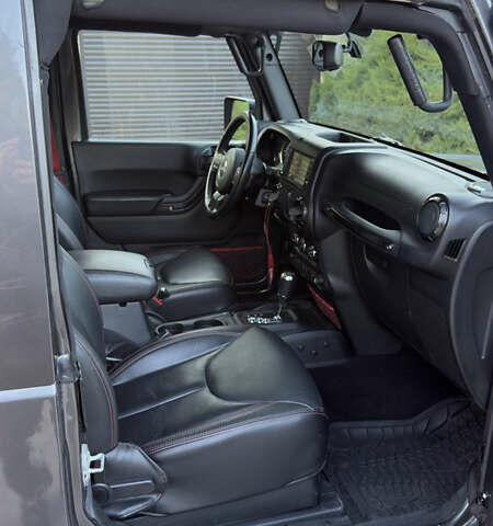 Серый Джип Вранглер, объемом двигателя 2.8 л и пробегом 25 тыс. км за 34900 $, фото 20 на Automoto.ua