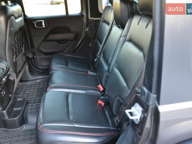 Серый Джип Вранглер, объемом двигателя 2 л и пробегом 50 тыс. км за 37999 $, фото 39 на Automoto.ua