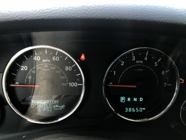 Сірий Джип Wrangler, об'ємом двигуна 3.6 л та пробігом 52 тис. км за 29999 $, фото 5 на Automoto.ua