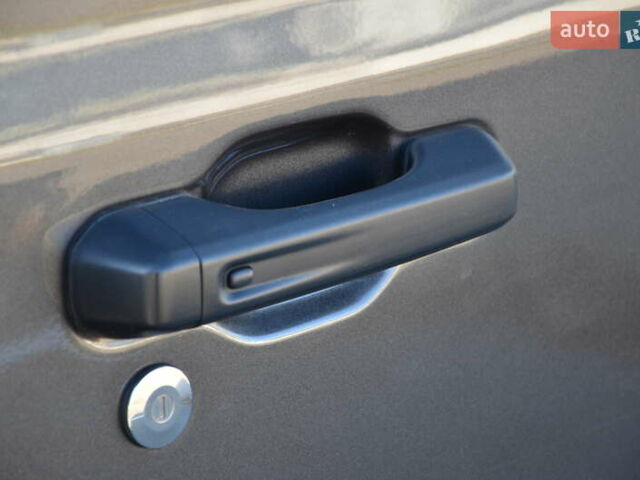 Серый Джип Вранглер, объемом двигателя 2 л и пробегом 50 тыс. км за 37999 $, фото 18 на Automoto.ua