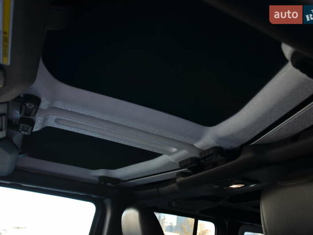 Серый Джип Вранглер, объемом двигателя 2 л и пробегом 50 тыс. км за 37999 $, фото 37 на Automoto.ua