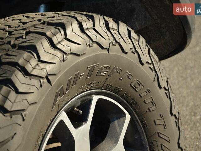 Серый Джип Вранглер, объемом двигателя 2 л и пробегом 50 тыс. км за 37999 $, фото 21 на Automoto.ua