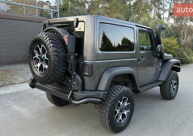 Серый Джип Вранглер, объемом двигателя 2.8 л и пробегом 25 тыс. км за 34900 $, фото 6 на Automoto.ua