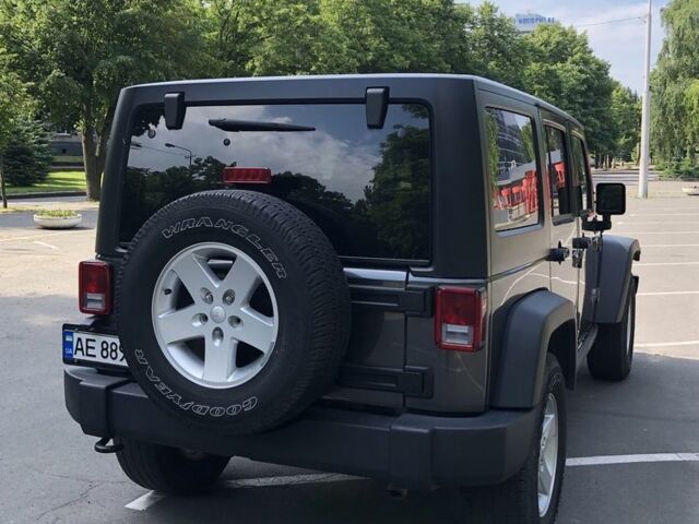 Сірий Джип Wrangler, об'ємом двигуна 3.6 л та пробігом 52 тис. км за 29999 $, фото 7 на Automoto.ua