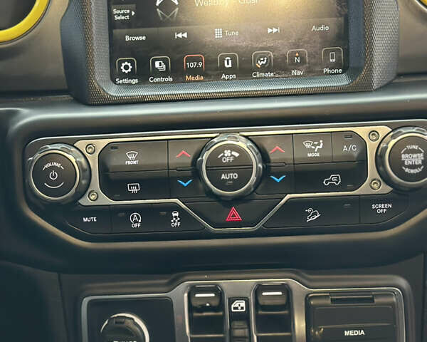 Джип Wrangler 2019 у Софіївська Борщагівка на Automoto.ua Сірий Джип Wrangler, об'ємом двигуна 2 л та пробігом 82 тис. км за 35999 $, фото 29 на Automoto.ua