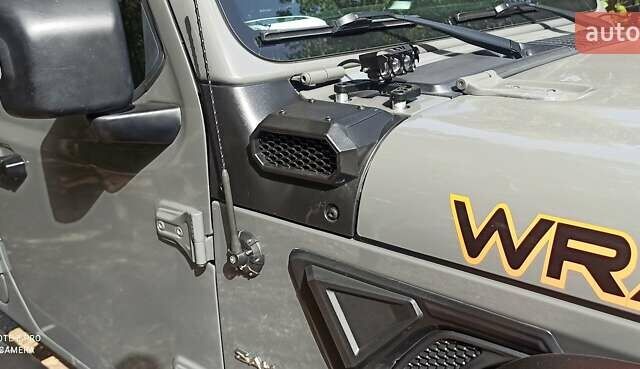 Серый Джип Вранглер, объемом двигателя 2 л и пробегом 89 тыс. км за 33000 $, фото 5 на Automoto.ua