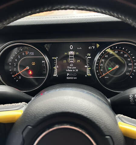 Джип Wrangler 2019 у Софіївська Борщагівка на Automoto.ua Сірий Джип Wrangler, об'ємом двигуна 2 л та пробігом 82 тис. км за 35999 $, фото 30 на Automoto.ua