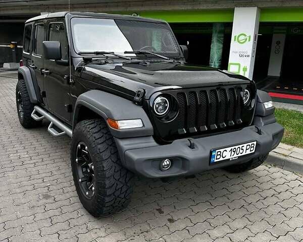 Сірий Джип Wrangler, об'ємом двигуна 2 л та пробігом 28 тис. км за 32000 $, фото 1 на Automoto.ua