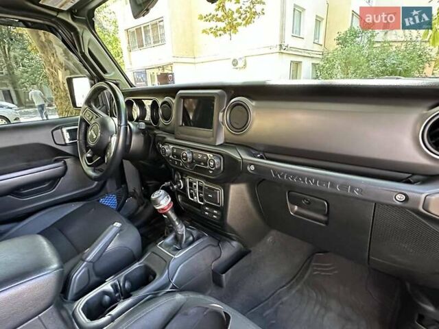 Джип Вранглер 2019 в Одессе на Automoto.ua Серый Джип Вранглер, объемом двигателя 3.6 л и пробегом 55 тыс. км за 39999 $, фото 22 на Automoto.ua