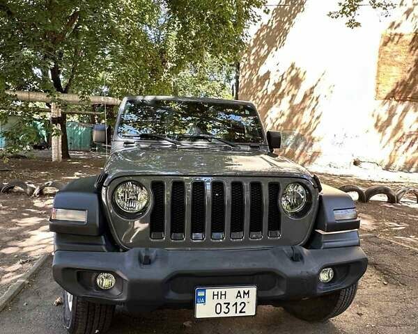 Джип Вранглер 2019 в Одессе на Automoto.ua Серый Джип Вранглер, объемом двигателя 3.6 л и пробегом 55 тыс. км за 39999 $, фото 17 на Automoto.ua