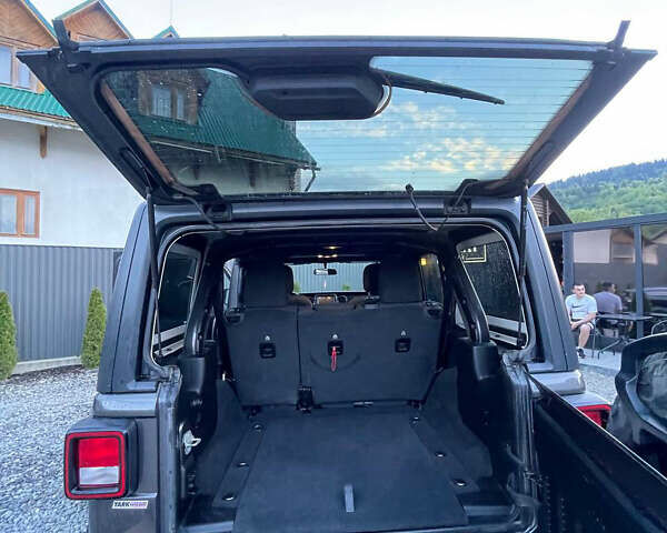 Серый Джип Вранглер, объемом двигателя 2 л и пробегом 103 тыс. км за 34000 $, фото 13 на Automoto.ua