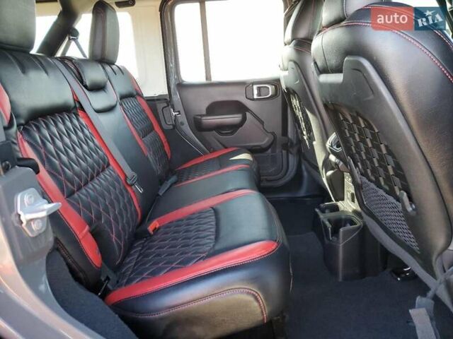 Сірий Джип Wrangler, об'ємом двигуна 3.6 л та пробігом 48 тис. км за 16000 $, фото 10 на Automoto.ua