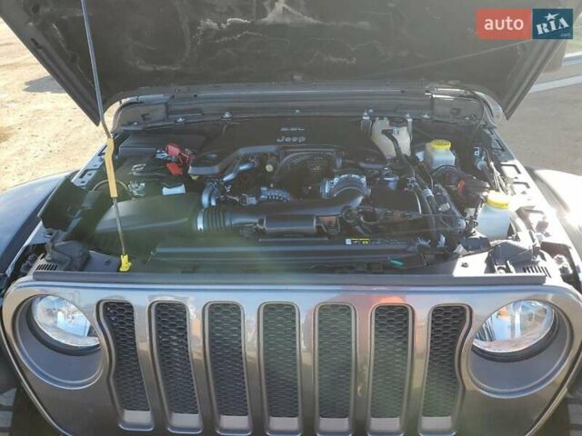 Сірий Джип Wrangler, об'ємом двигуна 3.6 л та пробігом 48 тис. км за 16000 $, фото 11 на Automoto.ua