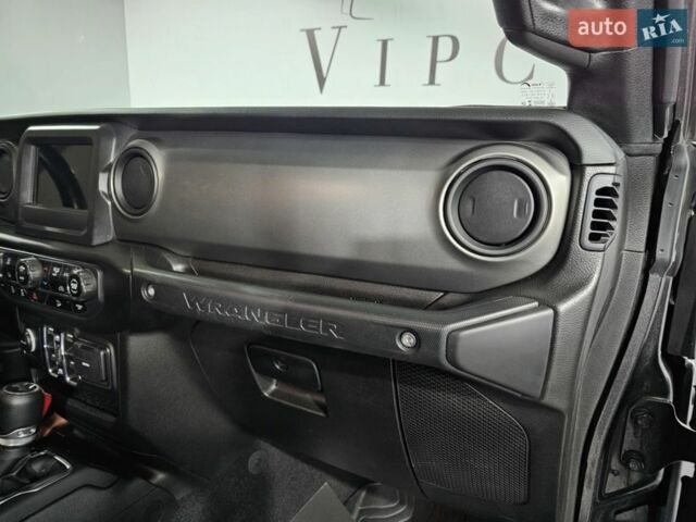 Серый Джип Вранглер, объемом двигателя 3.6 л и пробегом 50 тыс. км за 45000 $, фото 10 на Automoto.ua