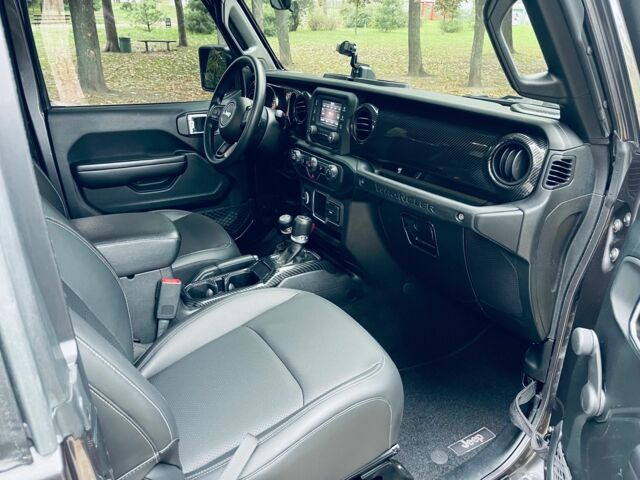 Сірий Джип Wrangler, об'ємом двигуна 3.6 л та пробігом 142 тис. км за 31000 $, фото 21 на Automoto.ua
