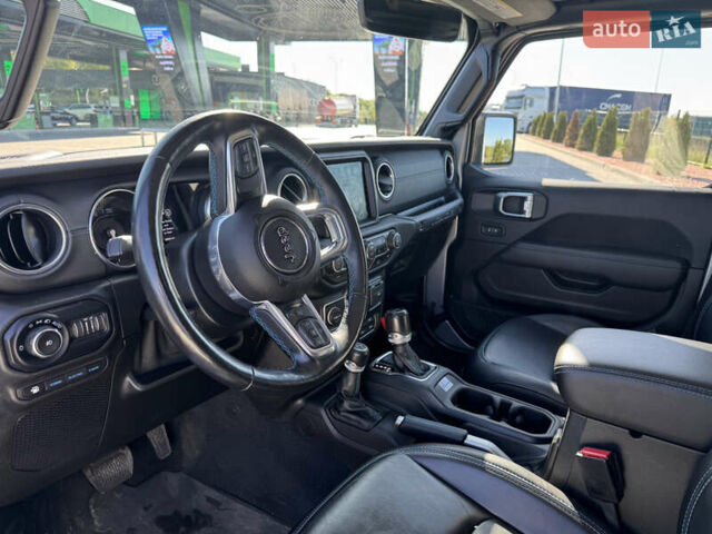 Сірий Джип Wrangler, об'ємом двигуна 2 л та пробігом 72 тис. км за 50000 $, фото 34 на Automoto.ua