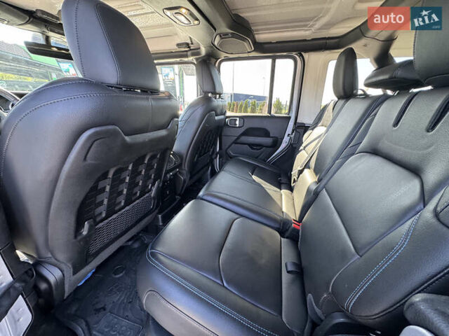 Сірий Джип Wrangler, об'ємом двигуна 2 л та пробігом 72 тис. км за 50000 $, фото 36 на Automoto.ua