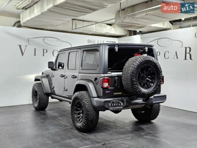 Серый Джип Вранглер, объемом двигателя 3.6 л и пробегом 50 тыс. км за 45000 $, фото 2 на Automoto.ua