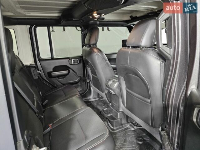 Серый Джип Вранглер, объемом двигателя 3.6 л и пробегом 50 тыс. км за 45000 $, фото 7 на Automoto.ua