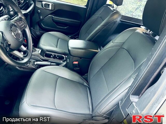 Серый Джип Вранглер, объемом двигателя 3.6 л и пробегом 142 тыс. км за 31000 $, фото 7 на Automoto.ua