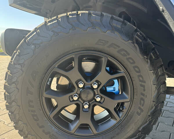 Сірий Джип Wrangler, об'ємом двигуна 2 л та пробігом 72 тис. км за 50000 $, фото 60 на Automoto.ua