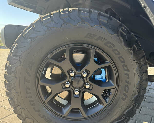 Сірий Джип Wrangler, об'ємом двигуна 2 л та пробігом 72 тис. км за 50000 $, фото 61 на Automoto.ua