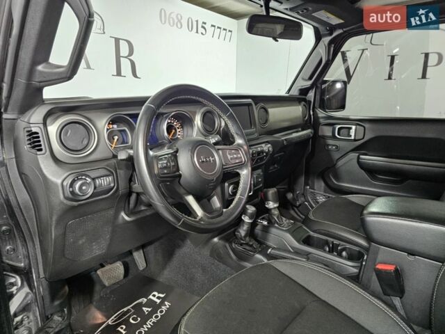 Серый Джип Вранглер, объемом двигателя 3.6 л и пробегом 50 тыс. км за 45000 $, фото 11 на Automoto.ua