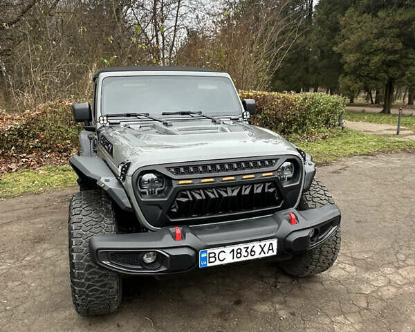 Серый Джип Вранглер, объемом двигателя 2 л и пробегом 78 тыс. км за 30000 $, фото 4 на Automoto.ua