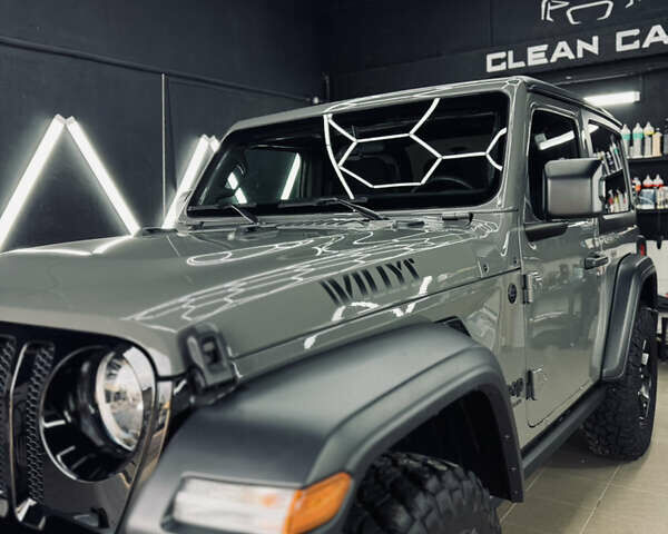 Сірий Джип Wrangler, об'ємом двигуна 3.6 л та пробігом 10 тис. км за 35000 $, фото 3 на Automoto.ua