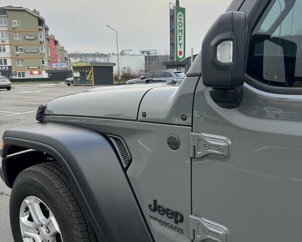 Серый Джип Вранглер, объемом двигателя 3.6 л и пробегом 54 тыс. км за 38500 $, фото 17 на Automoto.ua