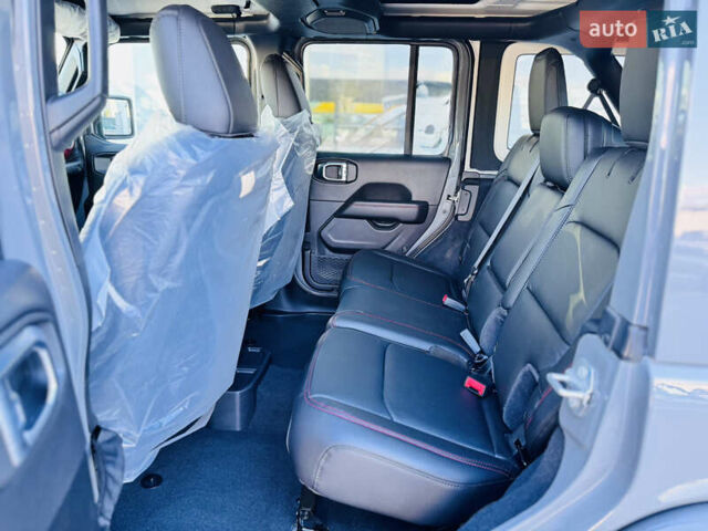 Серый Джип Вранглер, объемом двигателя 2 л и пробегом 2 тыс. км за 64000 $, фото 6 на Automoto.ua