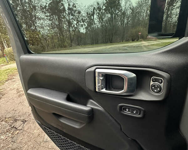 Серый Джип Вранглер, объемом двигателя 2 л и пробегом 78 тыс. км за 30000 $, фото 29 на Automoto.ua