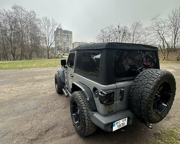 Серый Джип Вранглер, объемом двигателя 2 л и пробегом 78 тыс. км за 30000 $, фото 6 на Automoto.ua