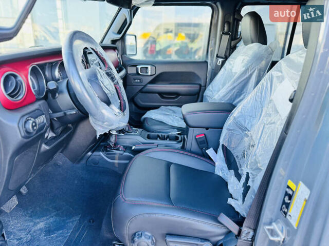 Серый Джип Вранглер, объемом двигателя 2 л и пробегом 2 тыс. км за 64000 $, фото 8 на Automoto.ua