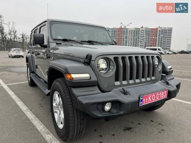 Серый Джип Вранглер, объемом двигателя 3.6 л и пробегом 54 тыс. км за 38500 $, фото 2 на Automoto.ua