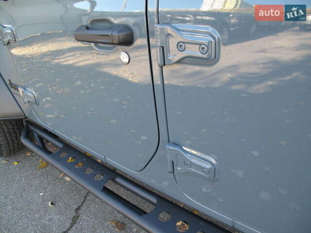 Сірий Джип Wrangler, об'ємом двигуна 2 л та пробігом 21 тис. км за 43900 $, фото 43 на Automoto.ua