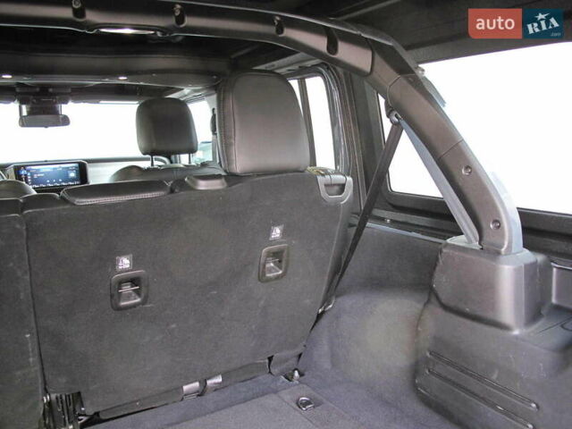 Сірий Джип Wrangler, об'ємом двигуна 2 л та пробігом 21 тис. км за 43900 $, фото 73 на Automoto.ua