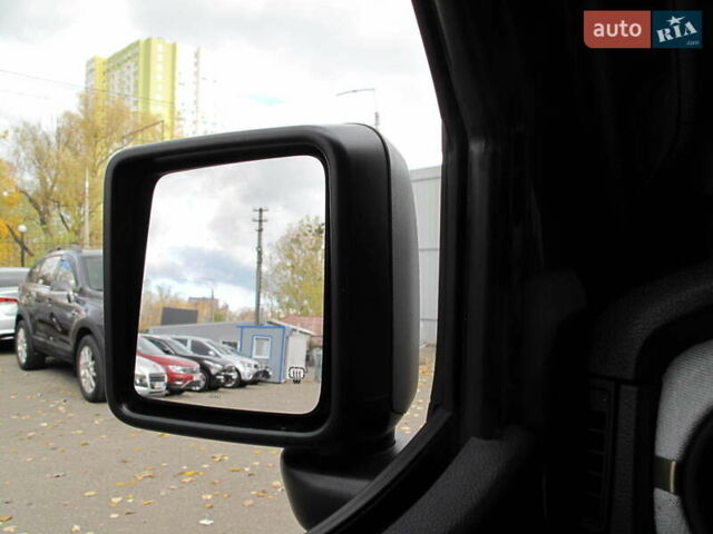 Сірий Джип Wrangler, об'ємом двигуна 2 л та пробігом 21 тис. км за 43900 $, фото 118 на Automoto.ua