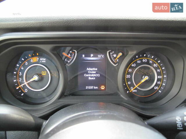 Сірий Джип Wrangler, об'ємом двигуна 2 л та пробігом 21 тис. км за 43900 $, фото 89 на Automoto.ua