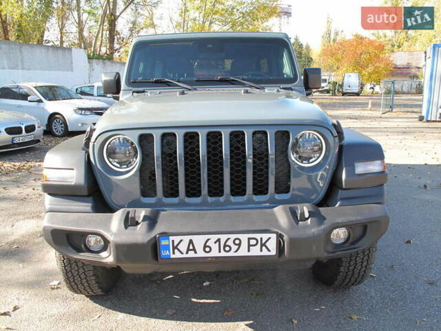 Сірий Джип Wrangler, об'ємом двигуна 2 л та пробігом 21 тис. км за 43900 $, фото 5 на Automoto.ua