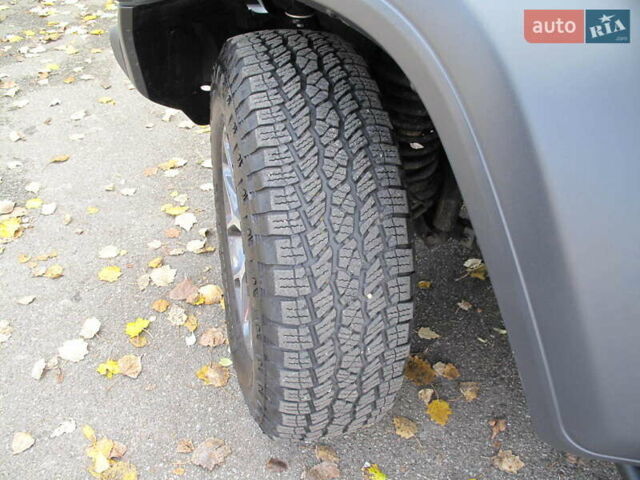 Сірий Джип Wrangler, об'ємом двигуна 2 л та пробігом 21 тис. км за 43900 $, фото 81 на Automoto.ua