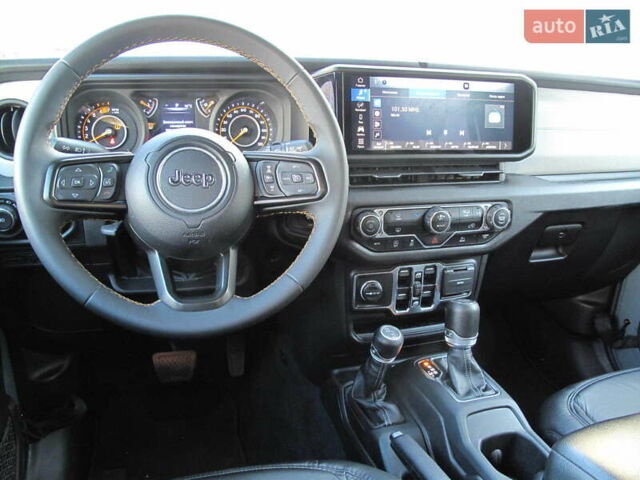 Сірий Джип Wrangler, об'ємом двигуна 2 л та пробігом 21 тис. км за 43900 $, фото 49 на Automoto.ua