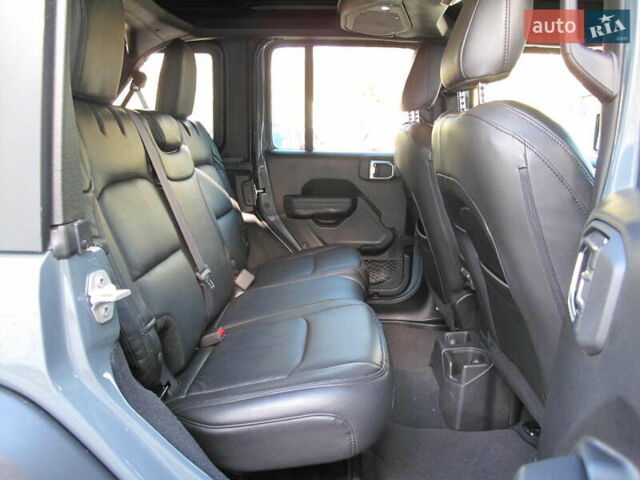 Сірий Джип Wrangler, об'ємом двигуна 2 л та пробігом 21 тис. км за 43900 $, фото 60 на Automoto.ua