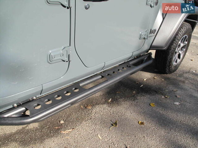 Сірий Джип Wrangler, об'ємом двигуна 2 л та пробігом 21 тис. км за 43900 $, фото 17 на Automoto.ua