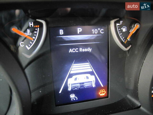 Сірий Джип Wrangler, об'ємом двигуна 2 л та пробігом 21 тис. км за 43900 $, фото 86 на Automoto.ua