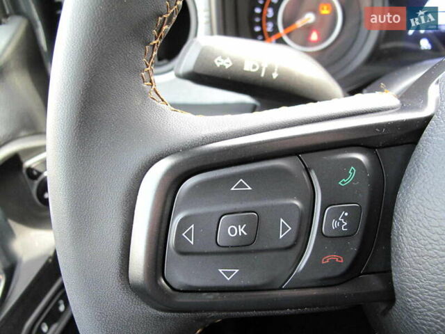 Сірий Джип Wrangler, об'ємом двигуна 2 л та пробігом 21 тис. км за 43900 $, фото 93 на Automoto.ua